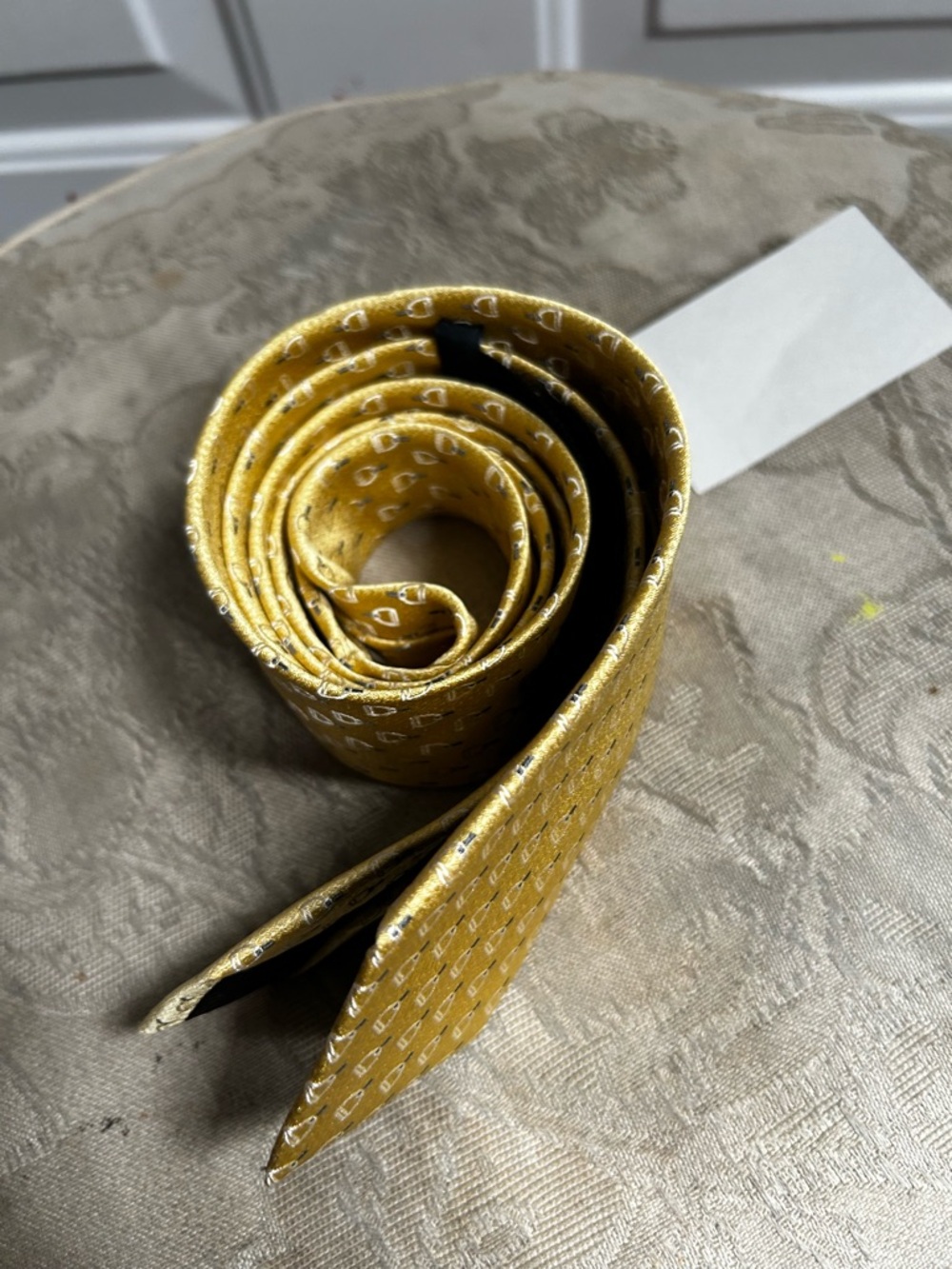 Gucci Gold Micro-Pattern Silk Tie - Picture 6 of 14
